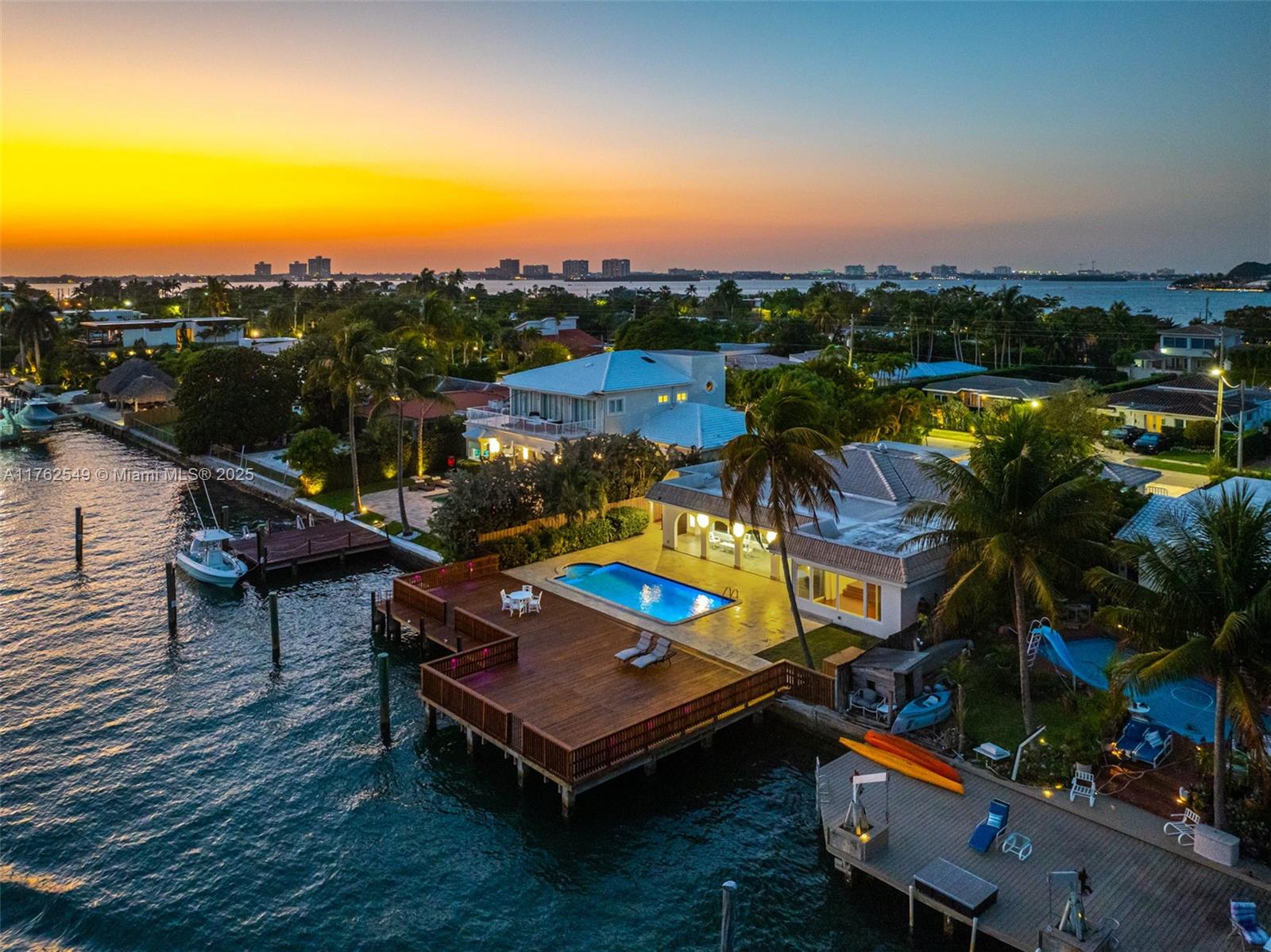 BISCAYNE POINT - Residential