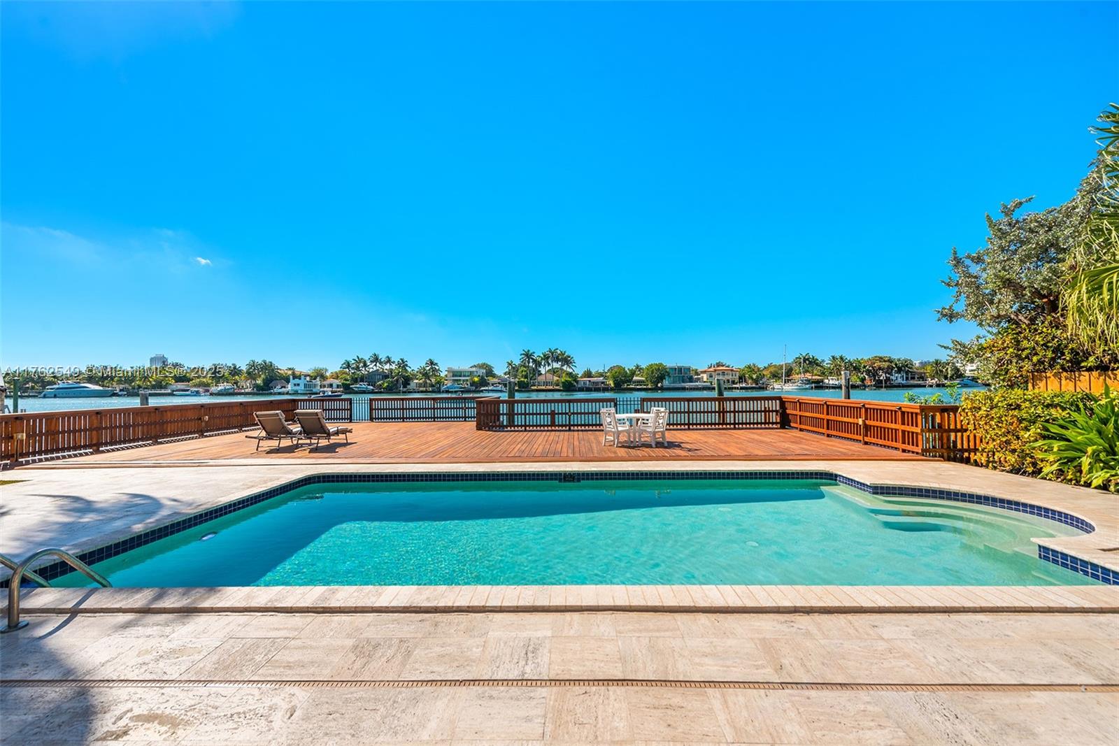 BISCAYNE POINT - Residential