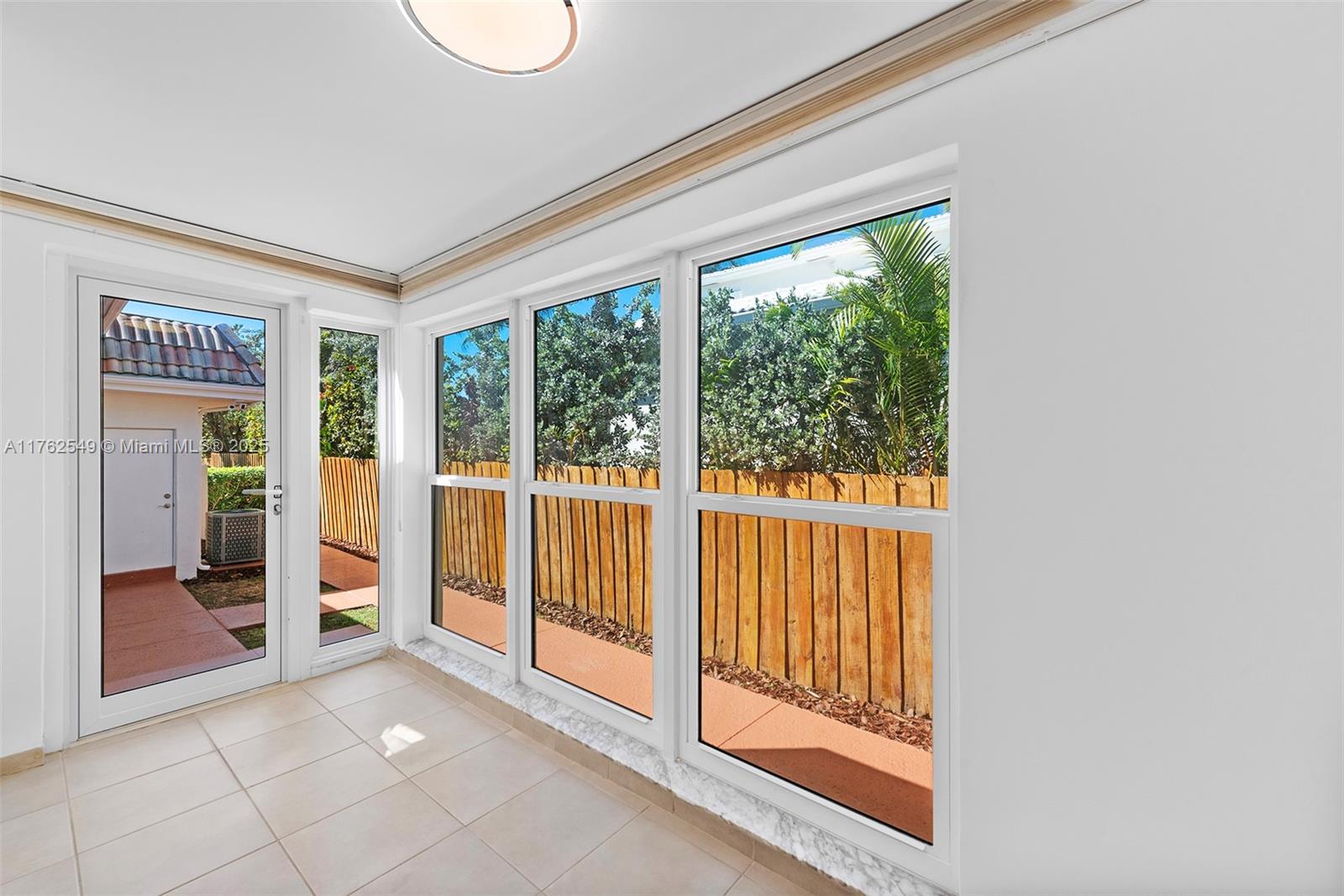 BISCAYNE POINT - Residential