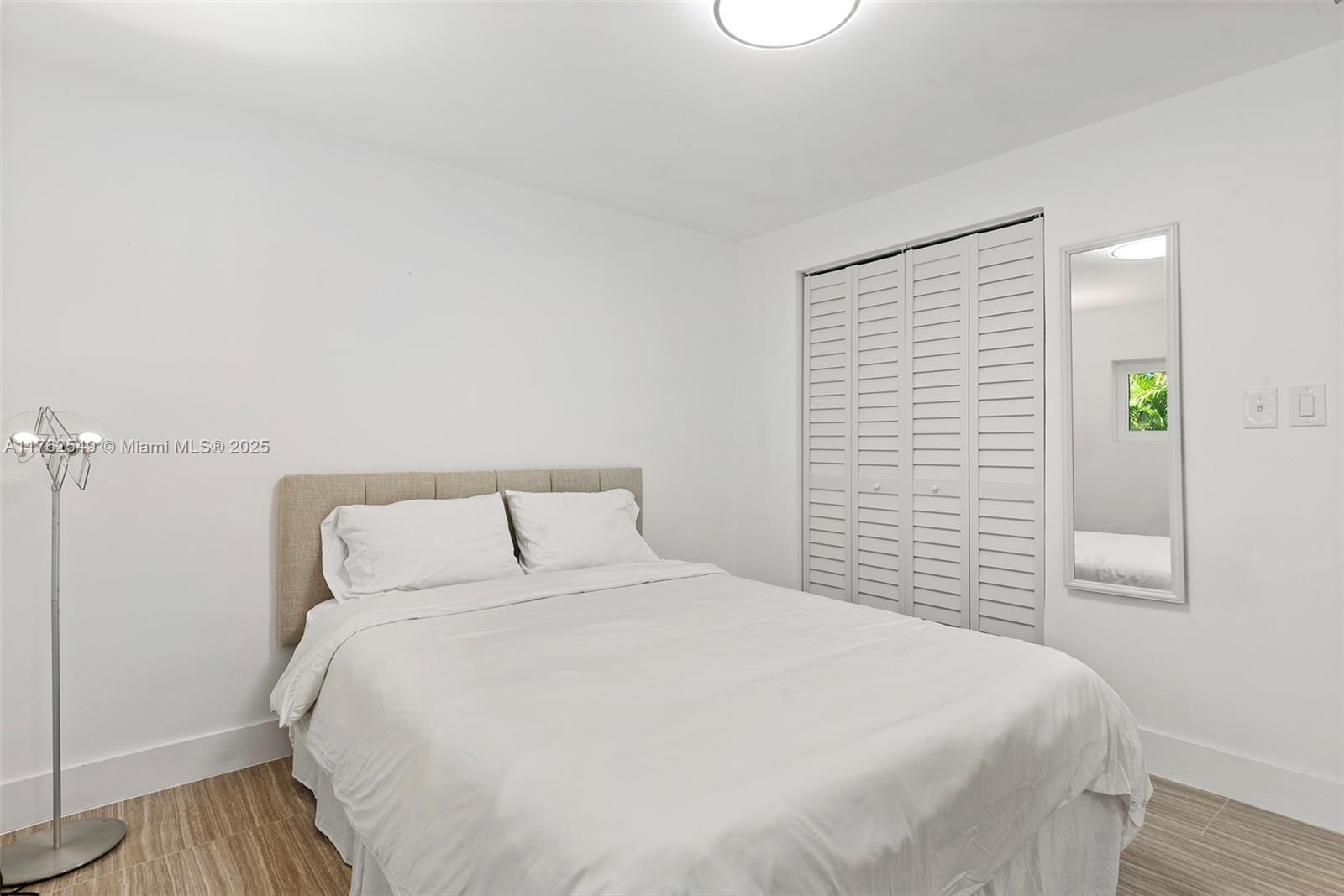 BISCAYNE POINT - Residential