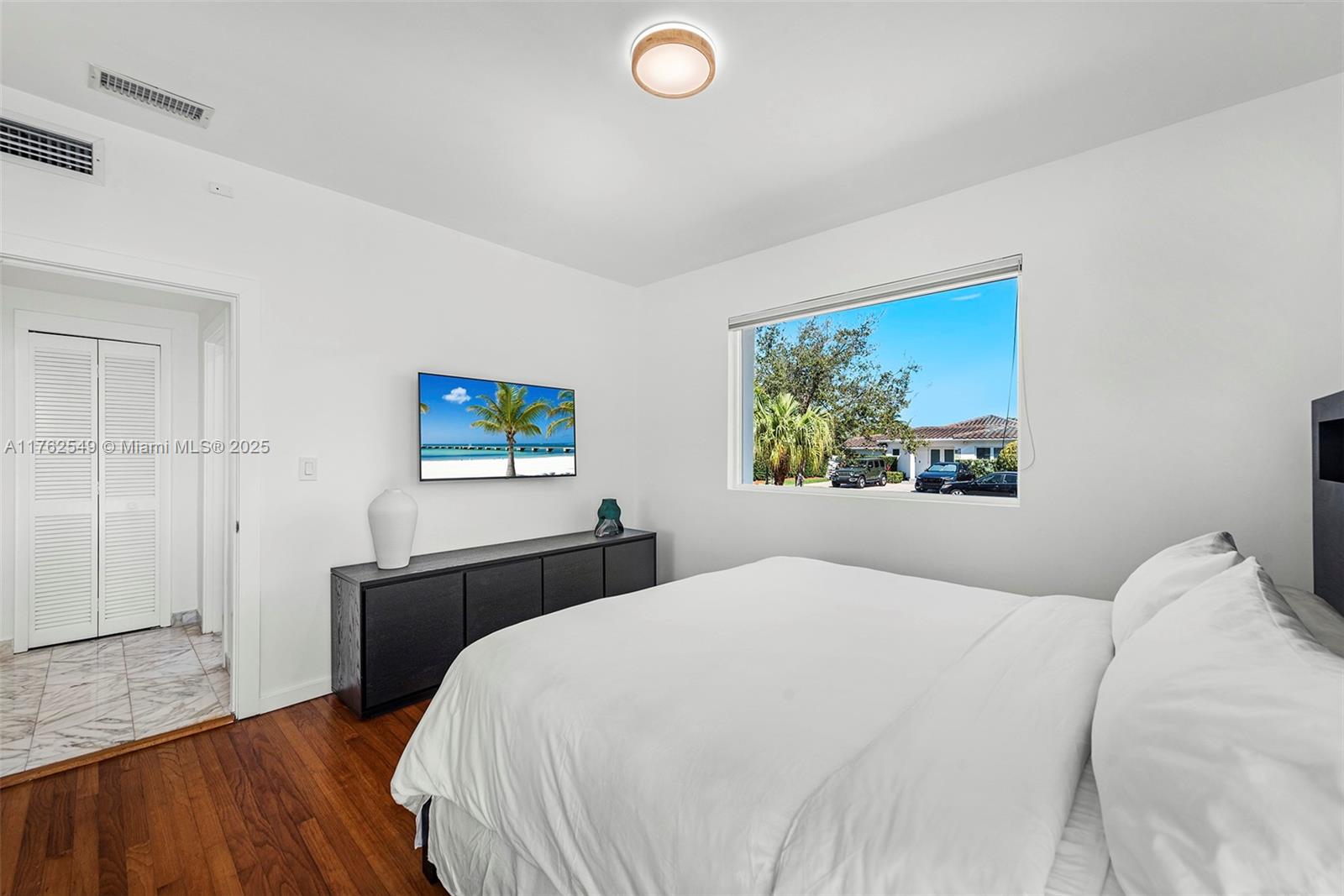 BISCAYNE POINT - Residential