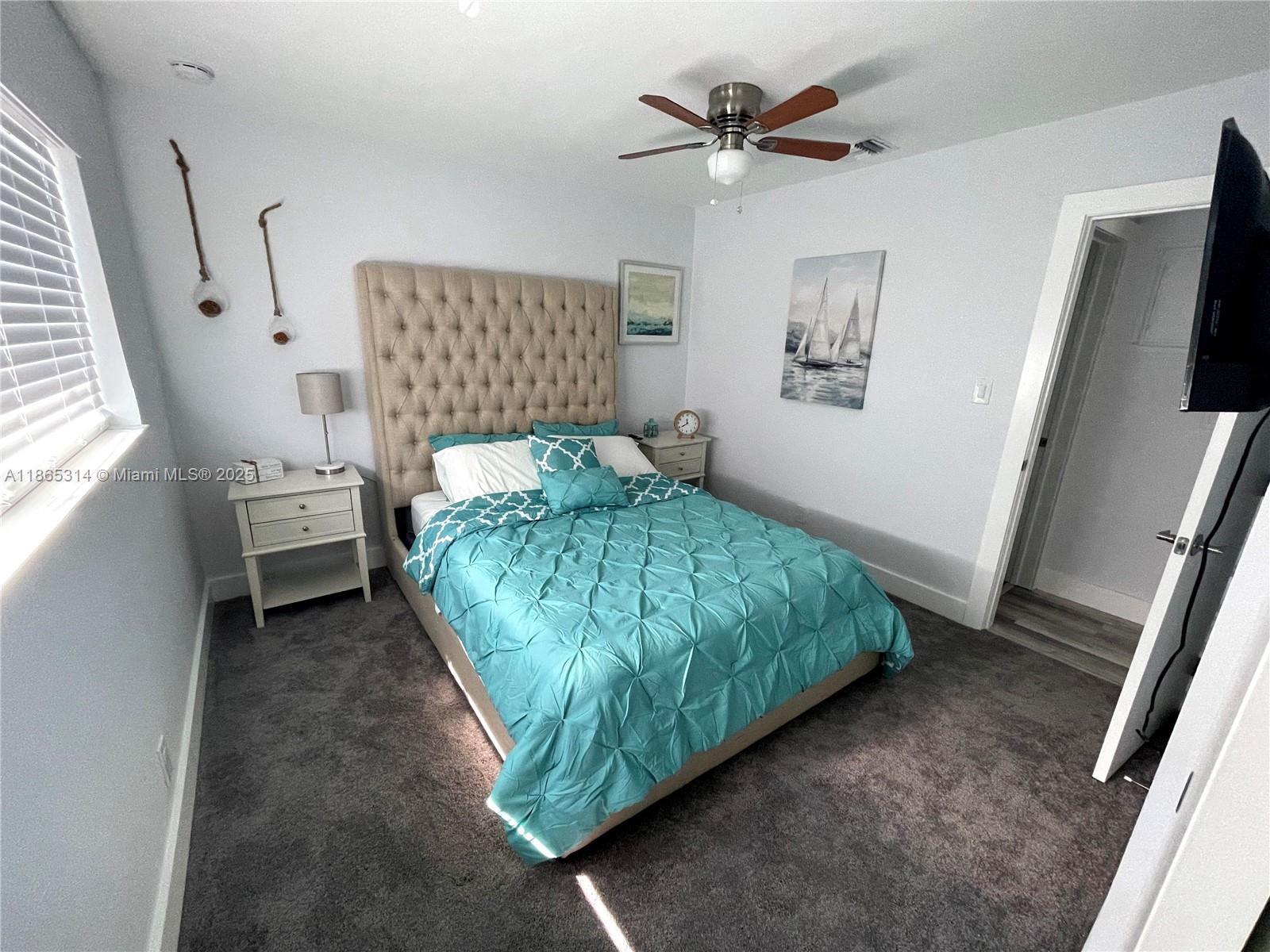 513 W Evanston Cir