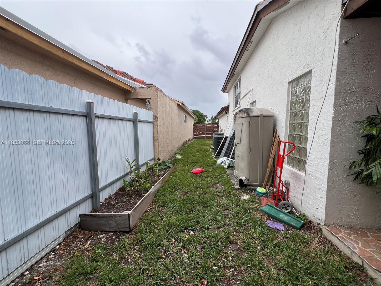 SHOMA HOMES AT TAMIAMI II - Residential