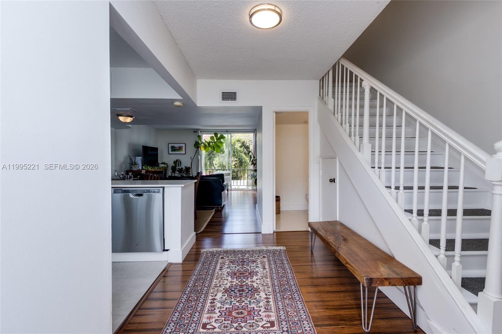 NORTHGATE TOWNHOUSE CONDO - Residential Lease