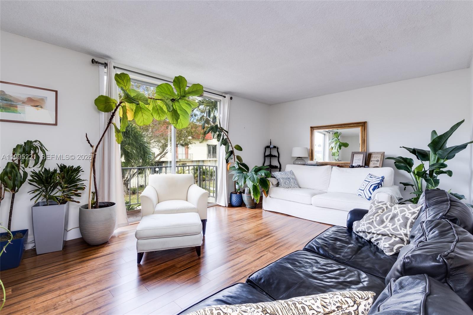 NORTHGATE TOWNHOUSE CONDO - Residential Lease