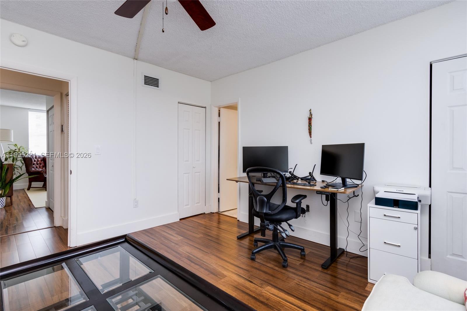 NORTHGATE TOWNHOUSE CONDO - Residential Lease