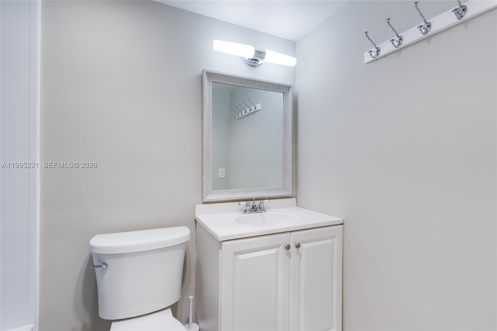 NORTHGATE TOWNHOUSE CONDO - Residential Lease