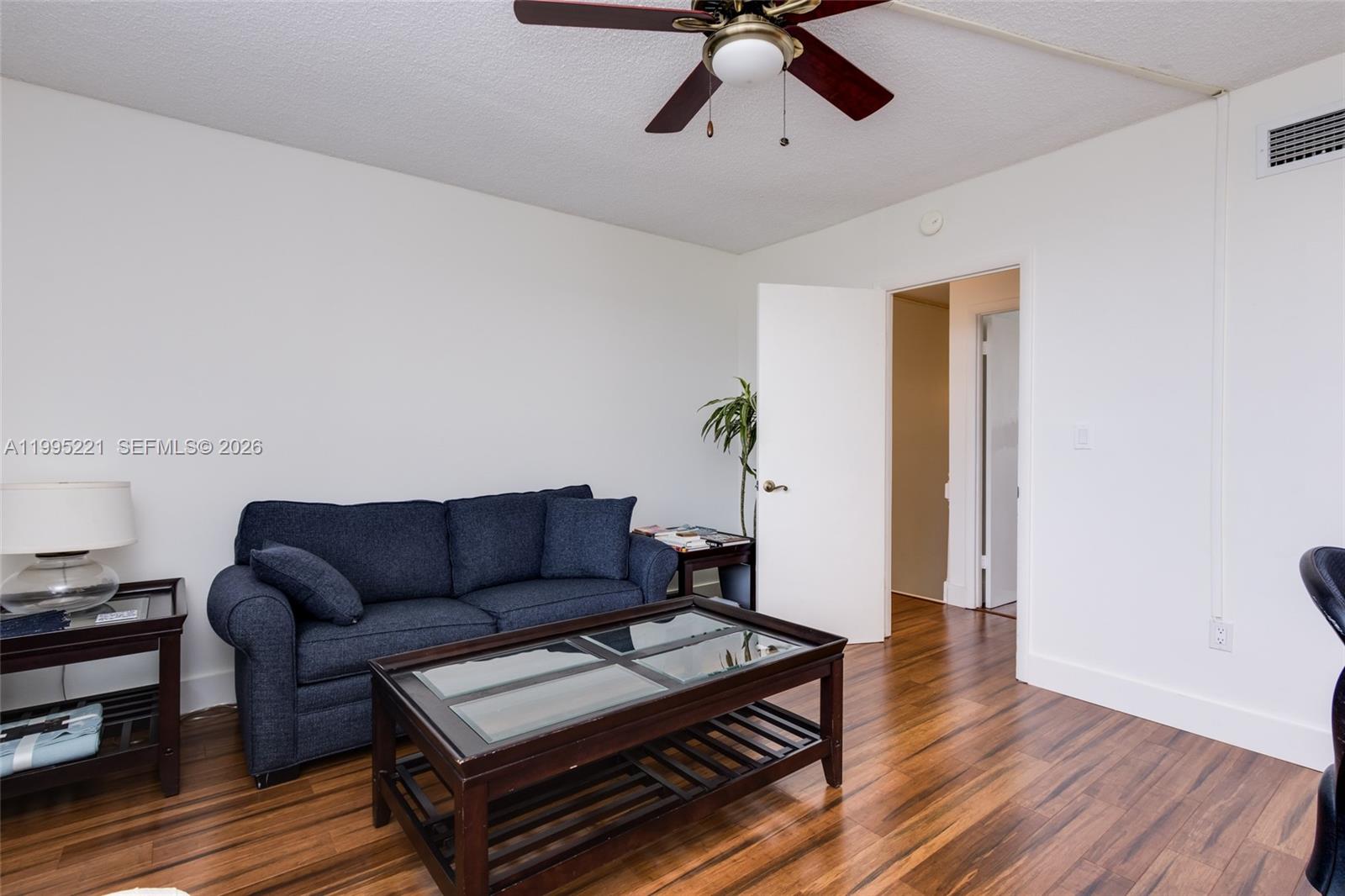 NORTHGATE TOWNHOUSE CONDO - Residential Lease