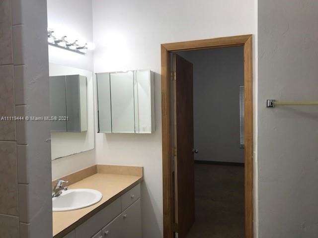 WEST DANIA HEIGHTS - Residential Lease