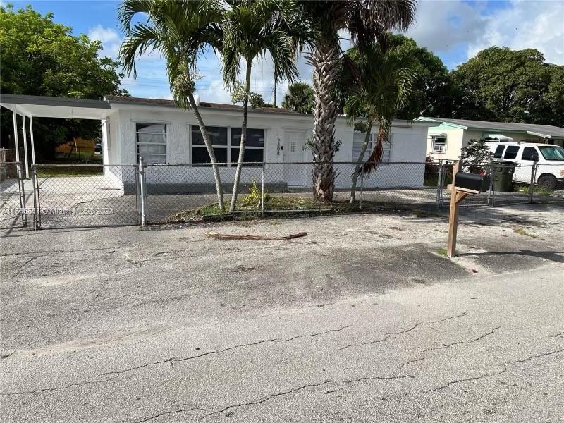 Property for Sale at 2308 Nw 13th Ct, Fort Lauderdale, Broward County, Florida - Bedrooms: 3 
Bathrooms: 2  - $385,000