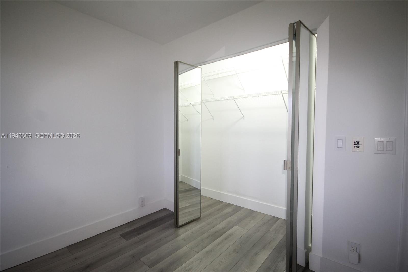 NEW HAMPTON AT CENTURY VI - Residential Lease