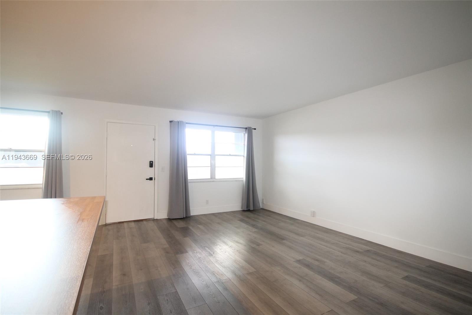 NEW HAMPTON AT CENTURY VI - Residential Lease