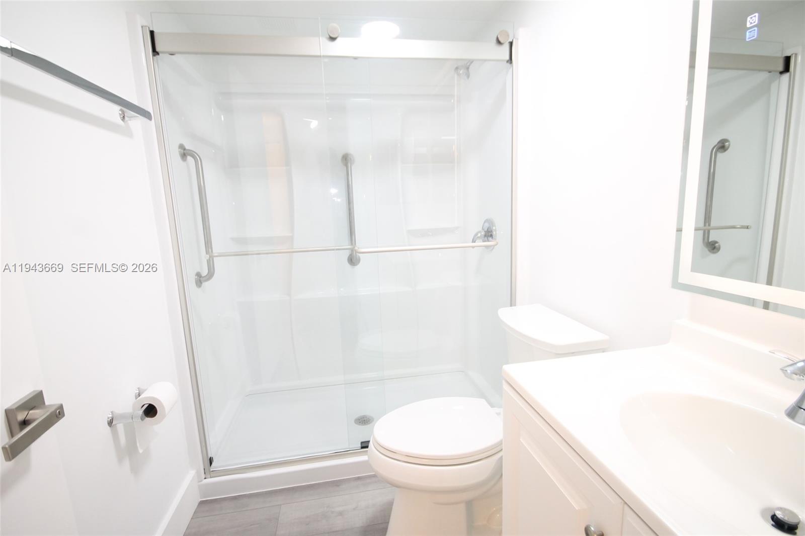 NEW HAMPTON AT CENTURY VI - Residential Lease