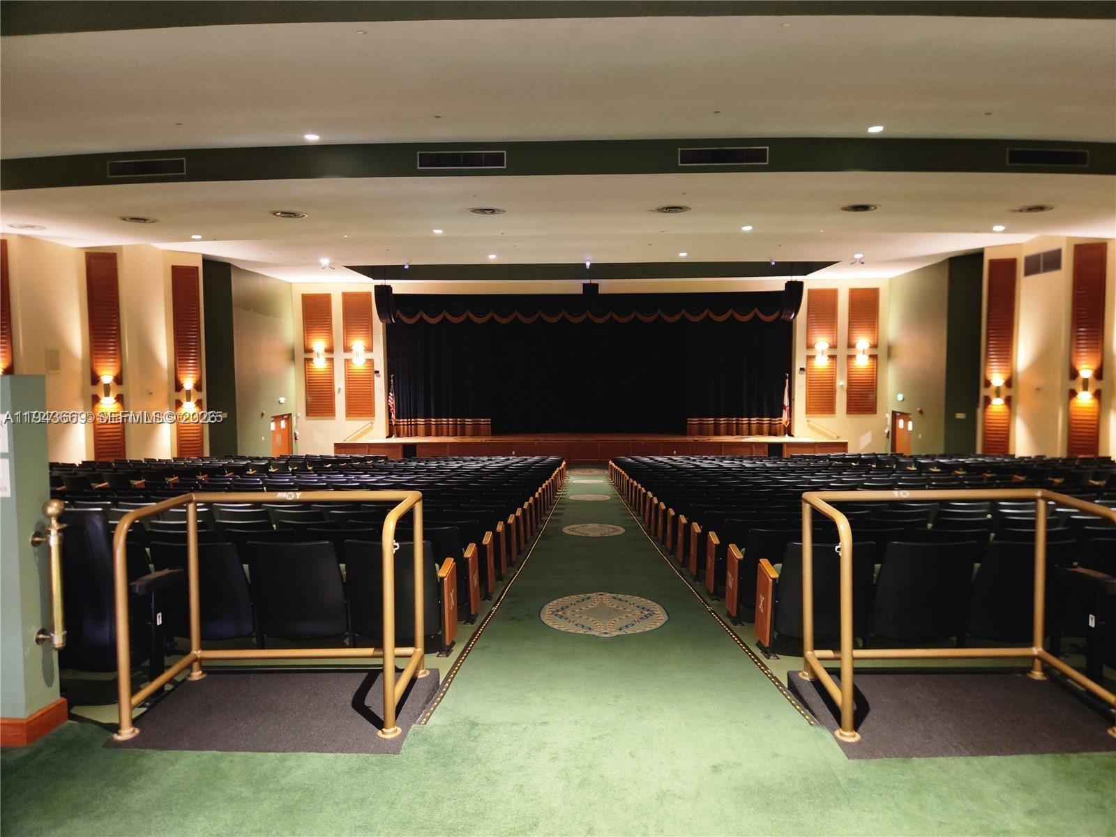 NEW HAMPTON AT CENTURY VI - Residential Lease