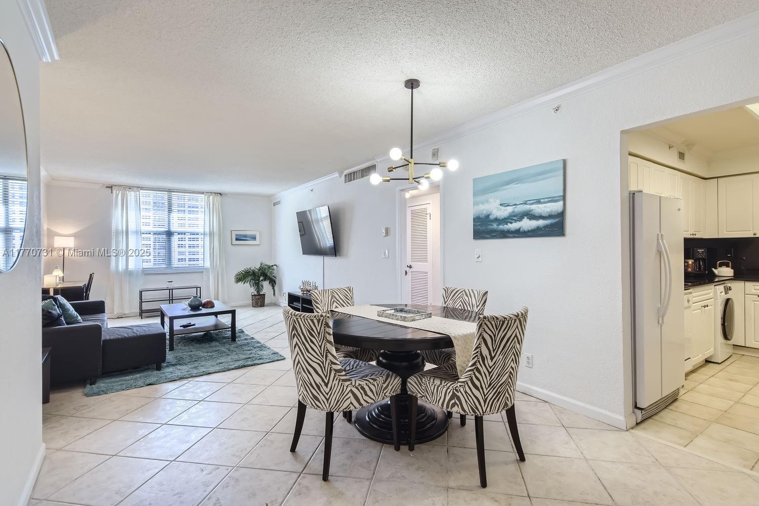 WAVE CONDO - Residential Lease