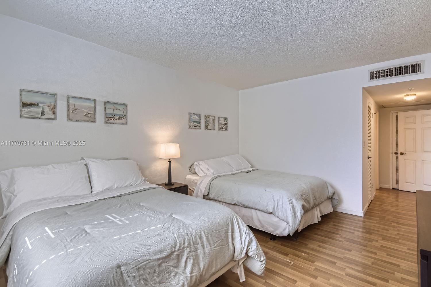 WAVE CONDO - Residential Lease