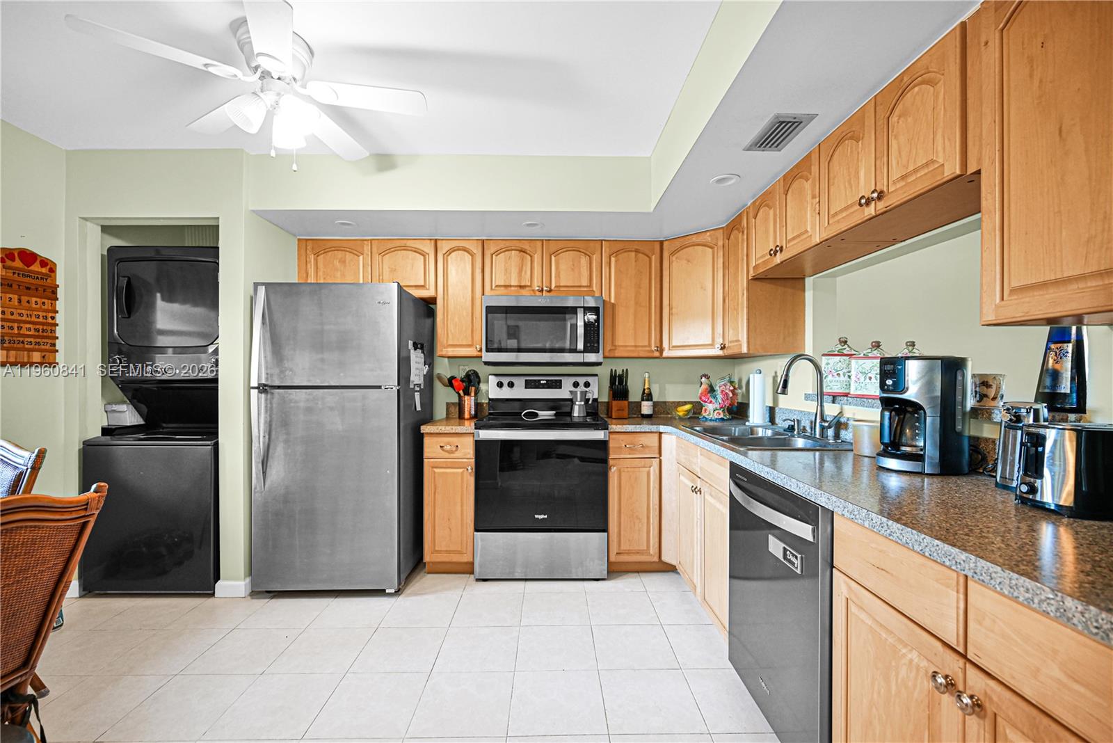 COLONY POINT 4 CONDO - Residential