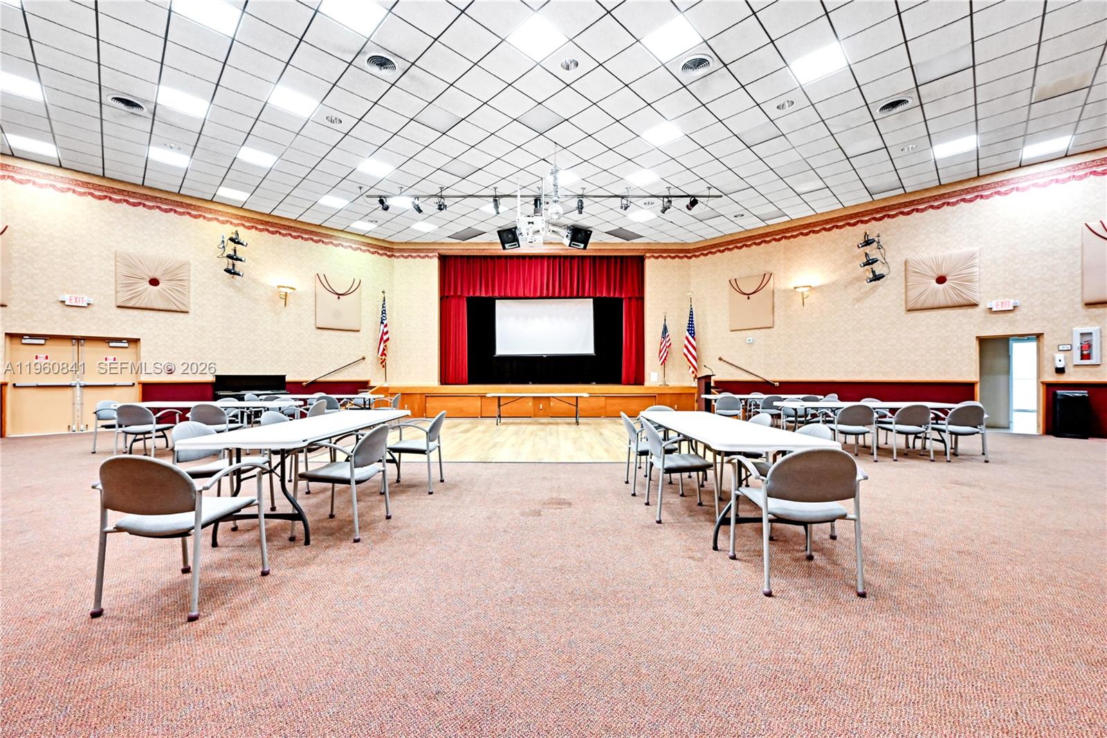 COLONY POINT 4 CONDO - Residential