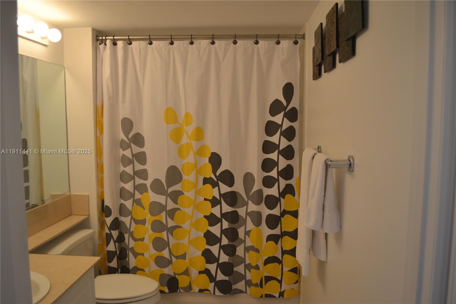 YACHT CLUB AT PORTOFINO C - Residential Lease