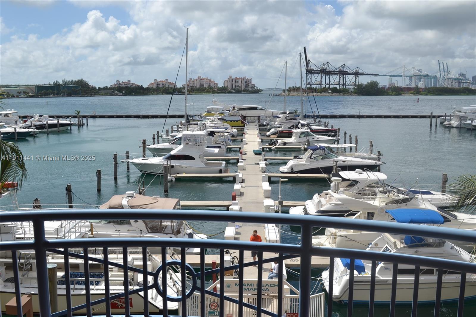 YACHT CLUB AT PORTOFINO C - Residential Lease