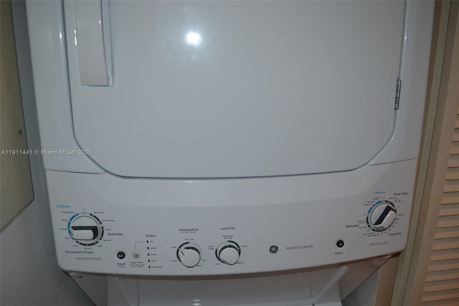 YACHT CLUB AT PORTOFINO C - Residential Lease