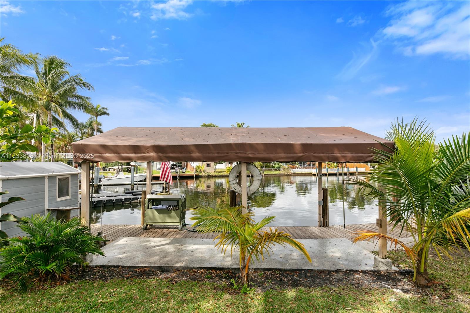 DAVIS ISLES SEC 5 - Residential