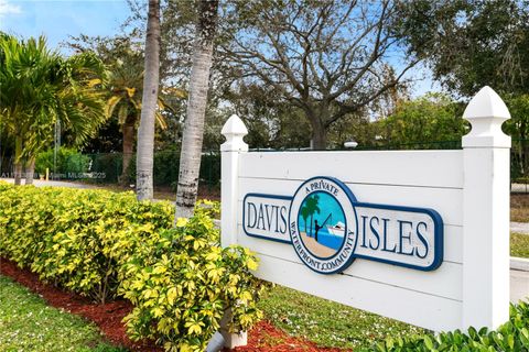 4661 SW 37th Ave Dania Beach FL 33312