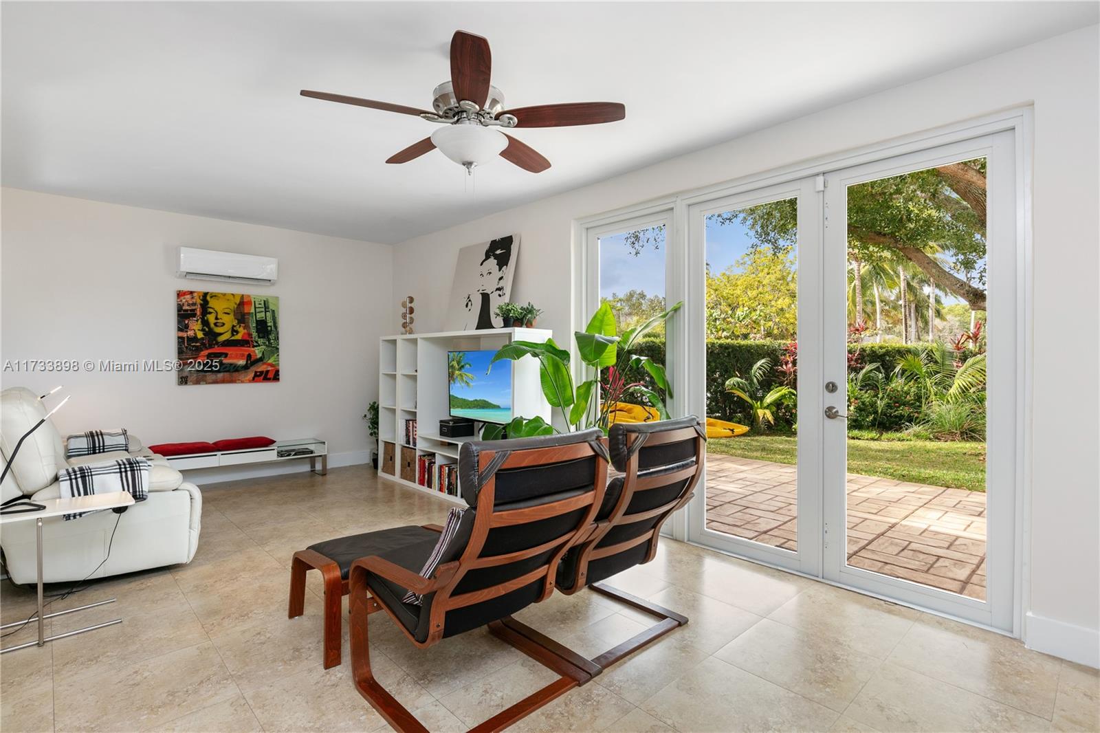 DAVIS ISLES SEC 5 - Residential