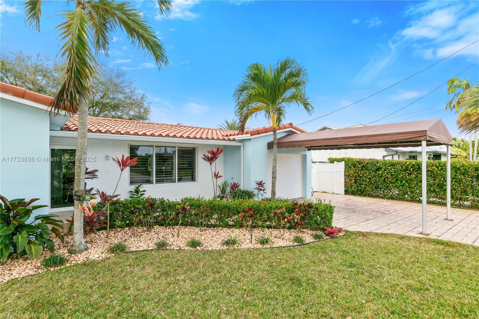 DAVIS ISLES SEC 5 - Residential