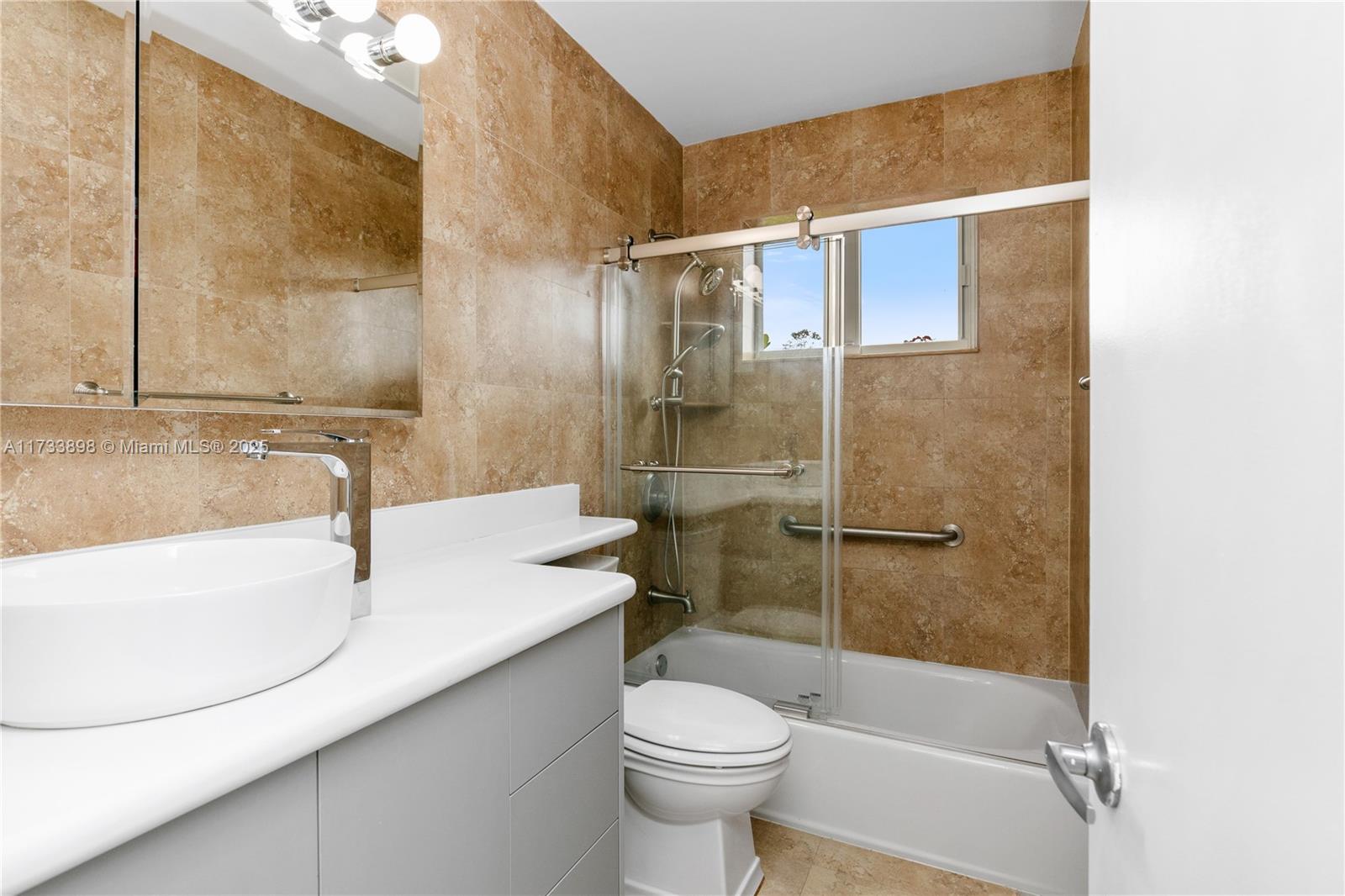 DAVIS ISLES SEC 5 - Residential