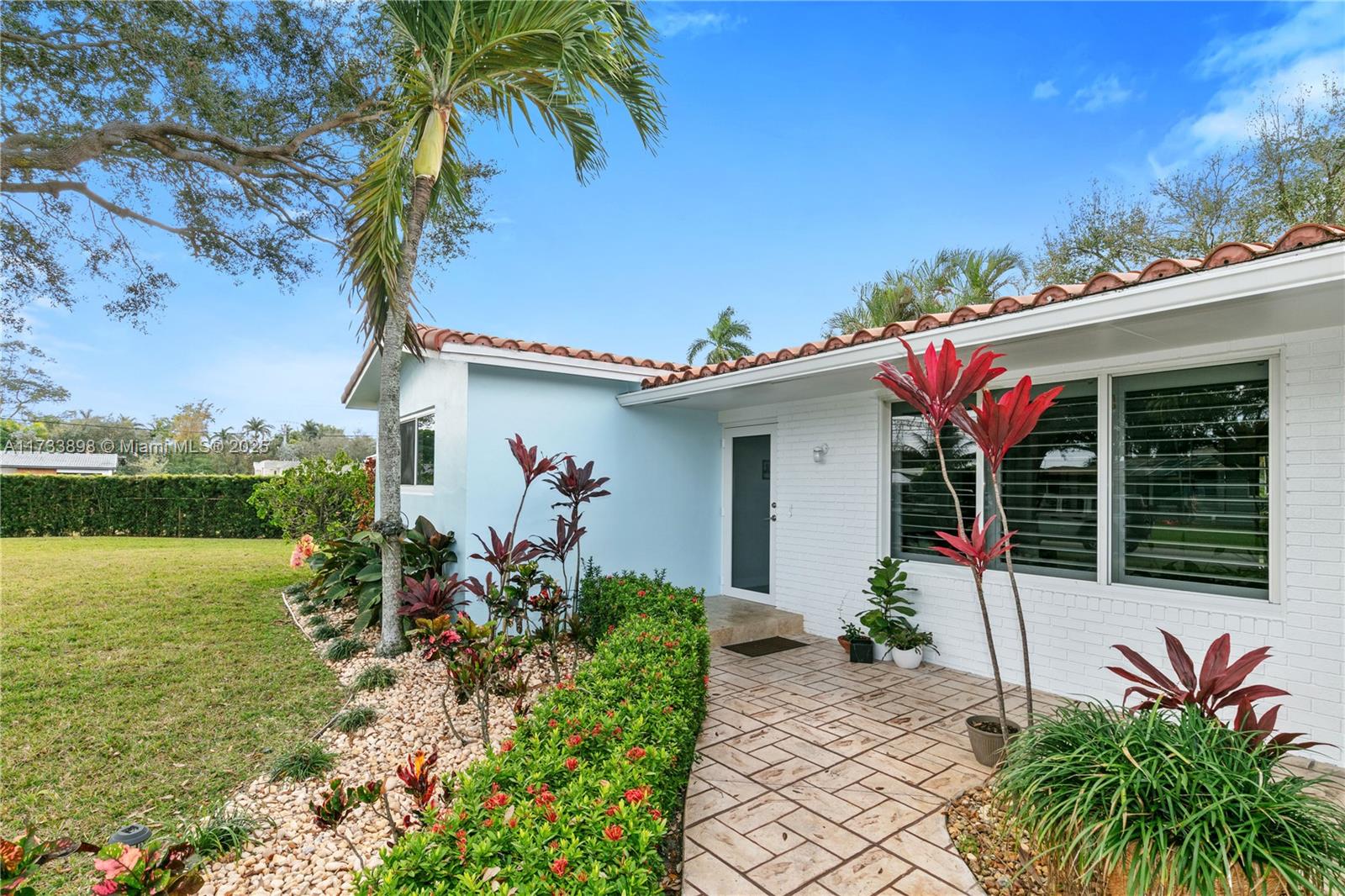 DAVIS ISLES SEC 5 - Residential