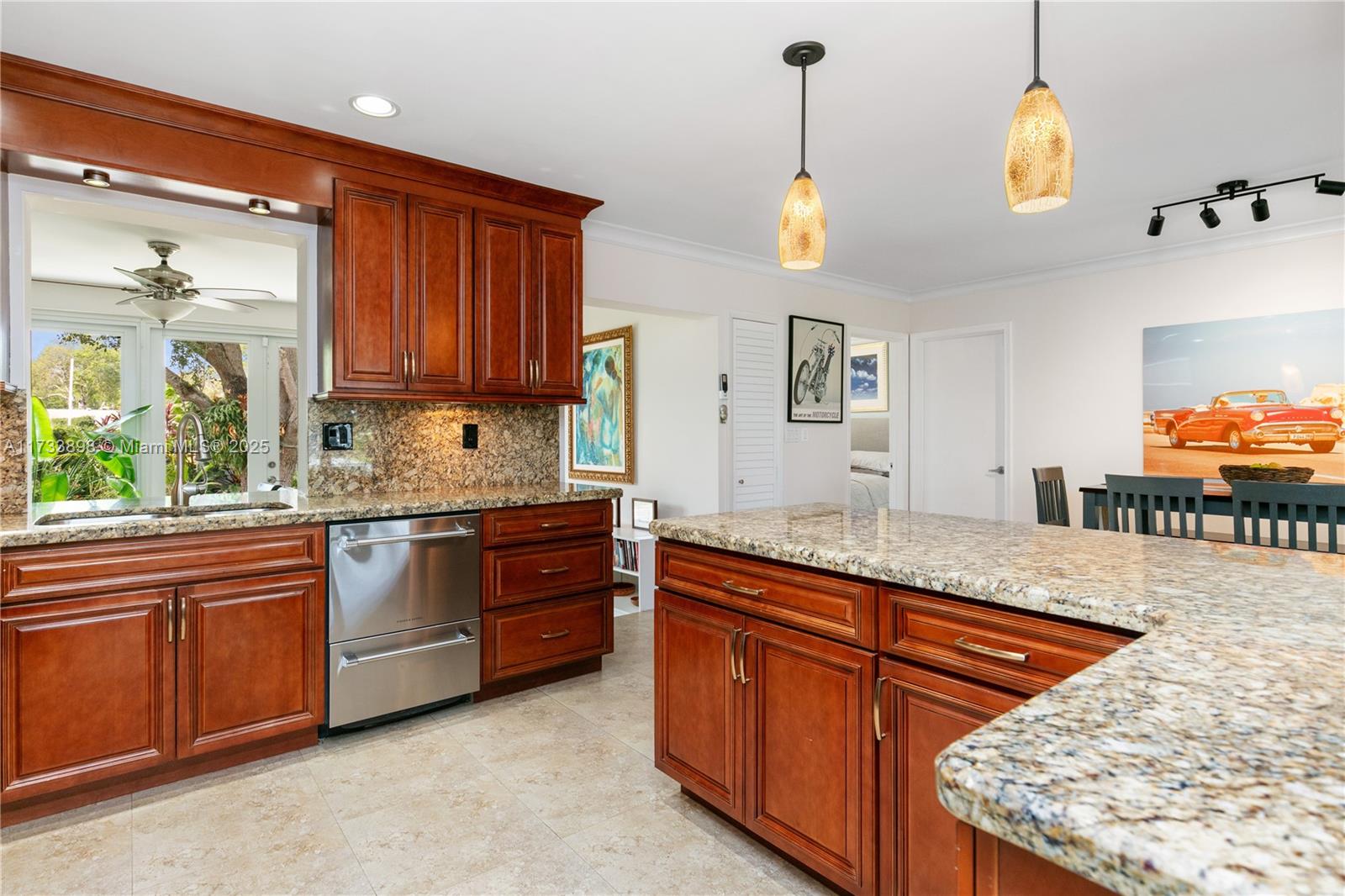 DAVIS ISLES SEC 5 - Residential