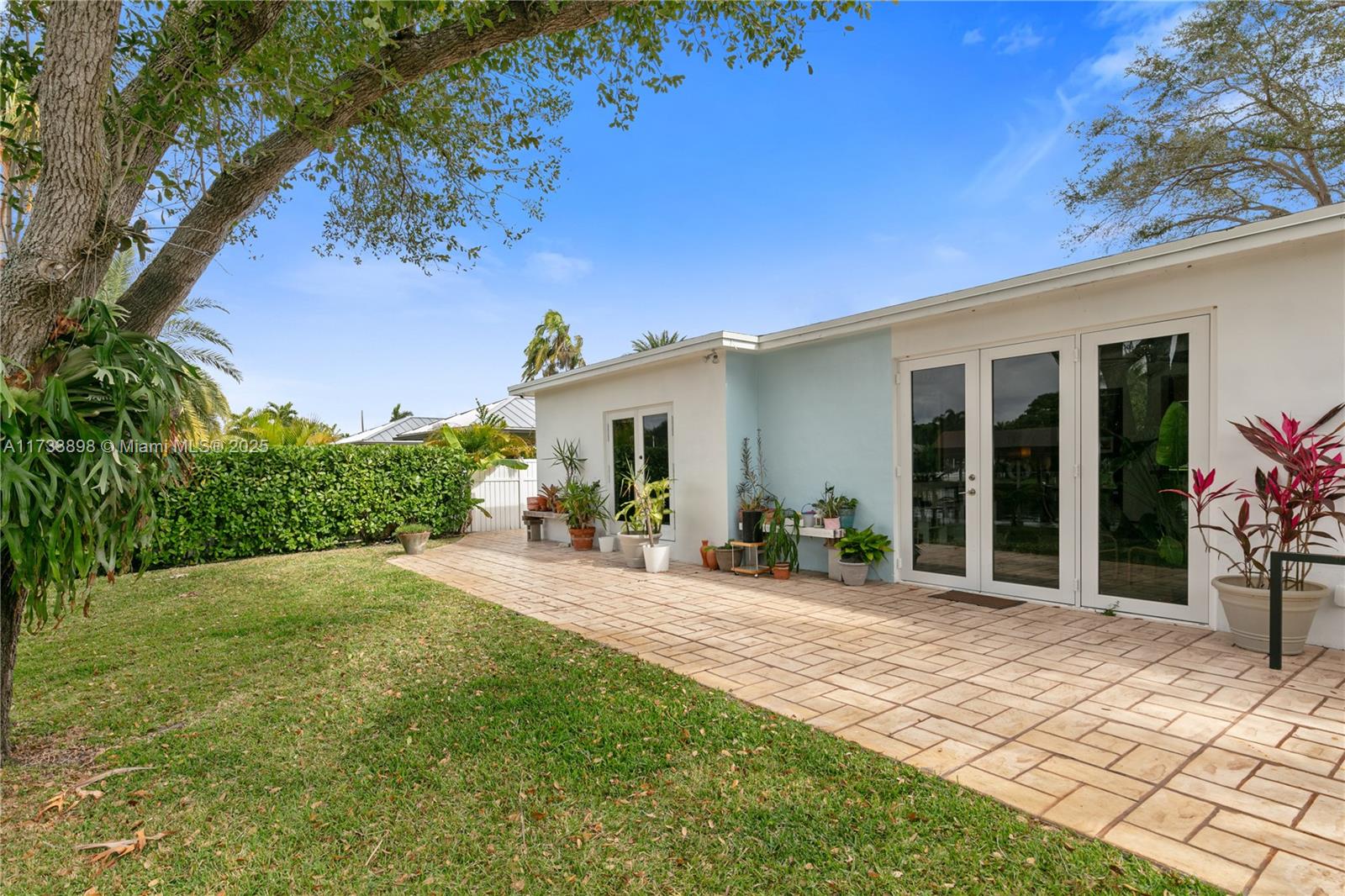 DAVIS ISLES SEC 5 - Residential