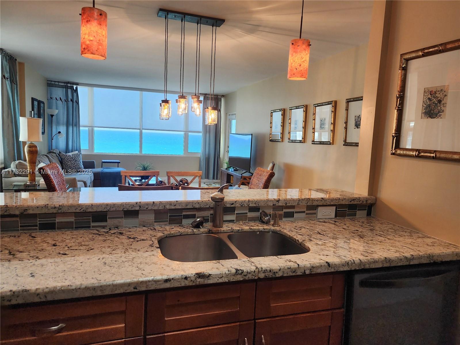 3505 S Ocean Dr 1206