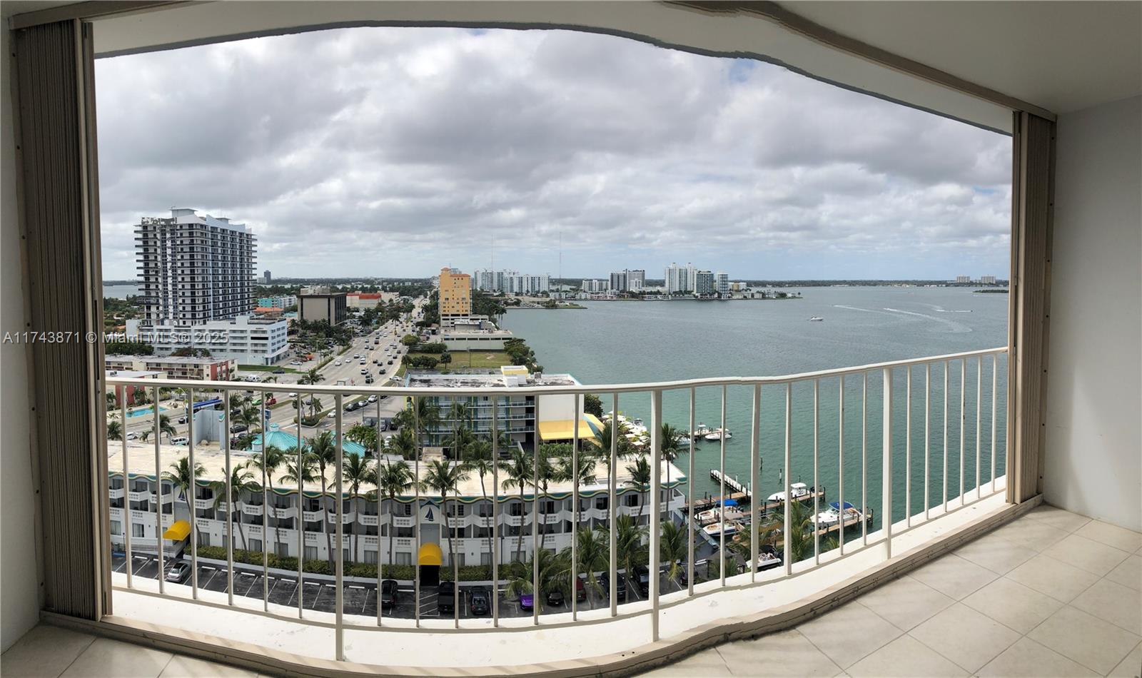 KENNEDY HOUSE CONDO - Residential