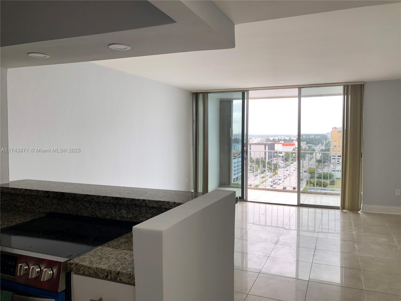 KENNEDY HOUSE CONDO - Residential