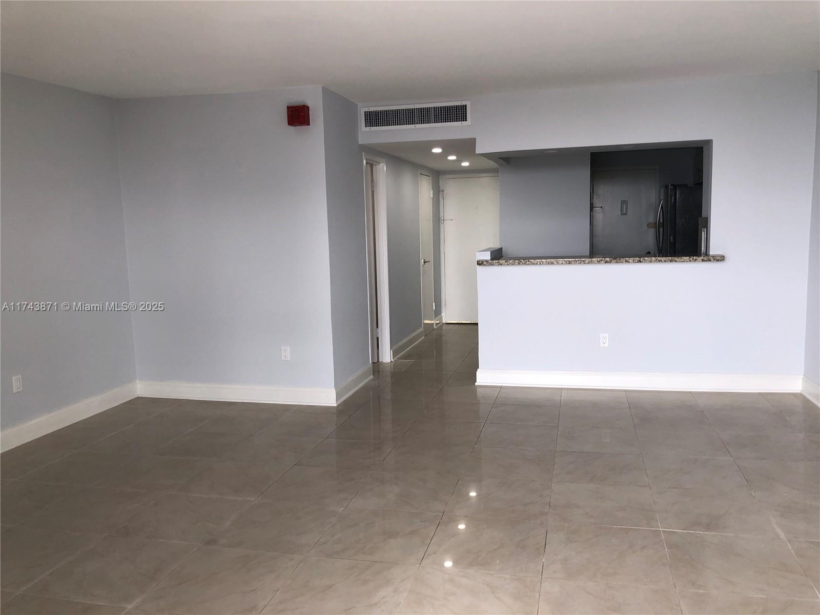 KENNEDY HOUSE CONDO - Residential