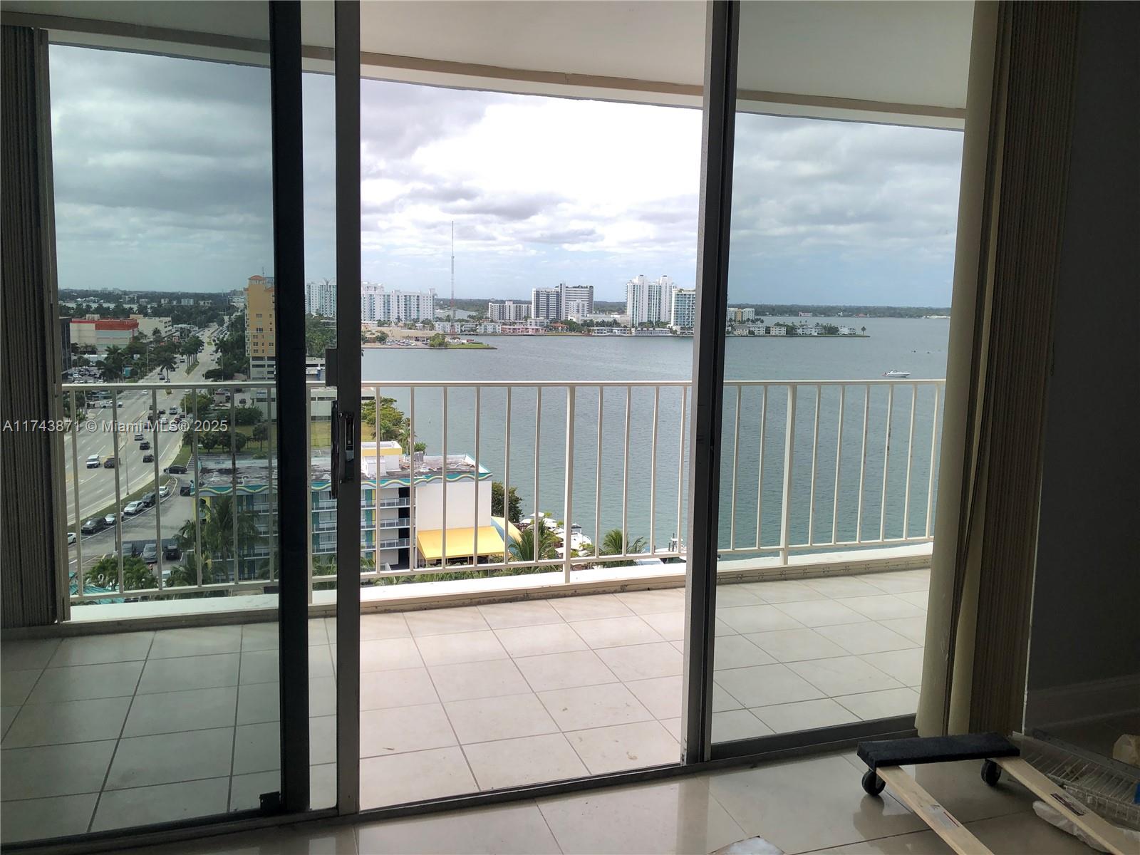 KENNEDY HOUSE CONDO - Residential