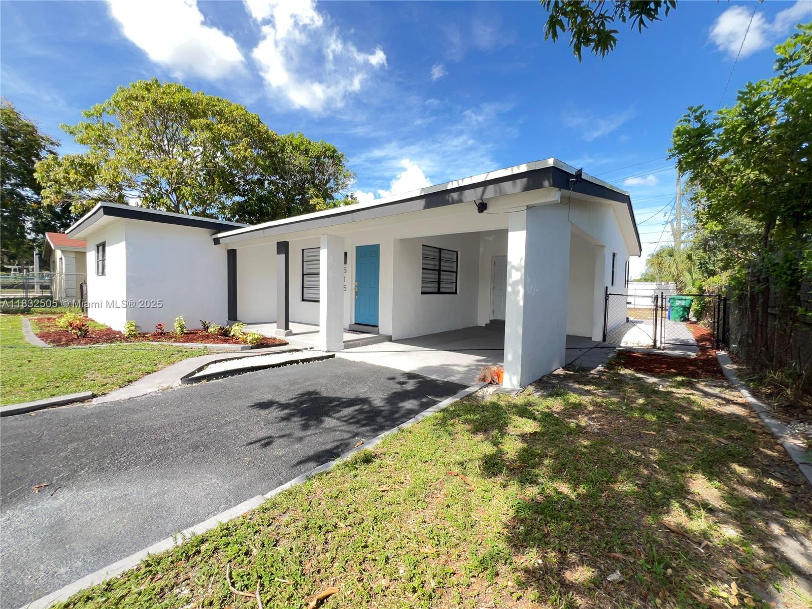 515 NW 30th Ter