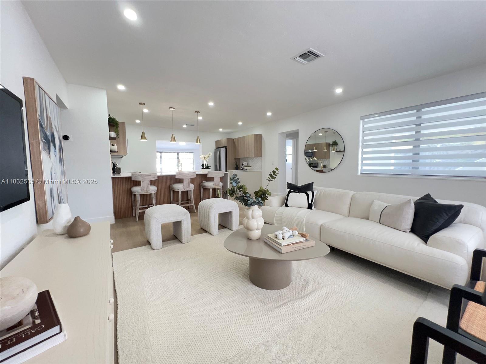 515 NW 30th Ter