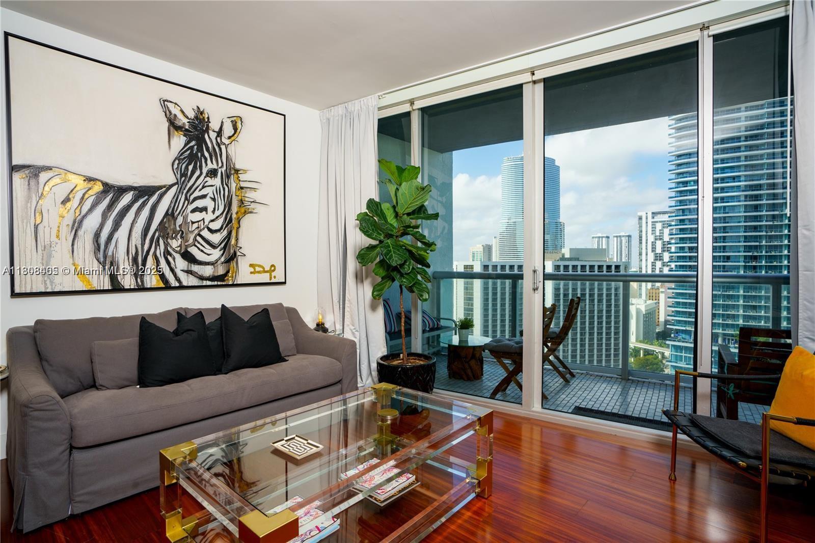 Rental Property at 485 Brickell Ave 2403, Miami, Broward County, Florida - Bedrooms: 1 
Bathrooms: 1  - $4,500 MO.