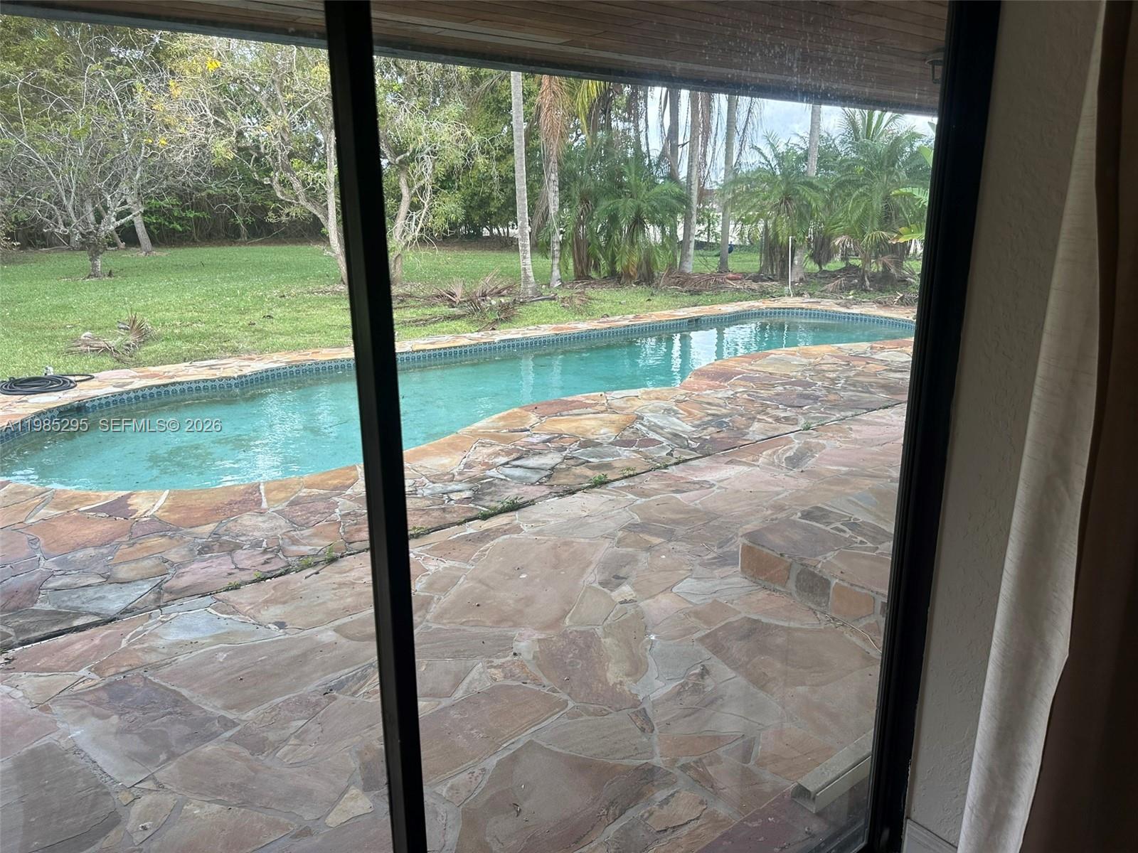 REDLAND - Residential