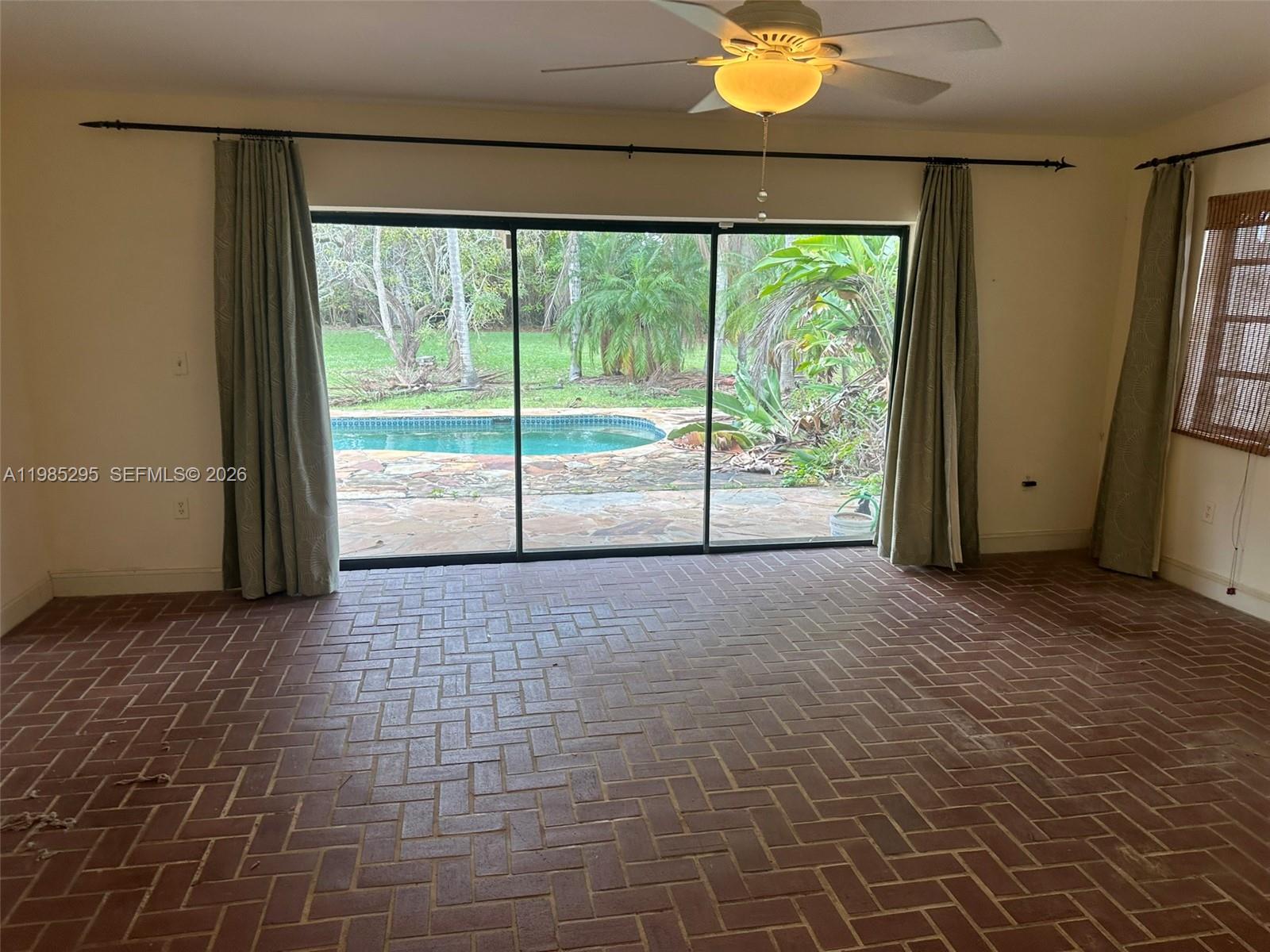 REDLAND - Residential