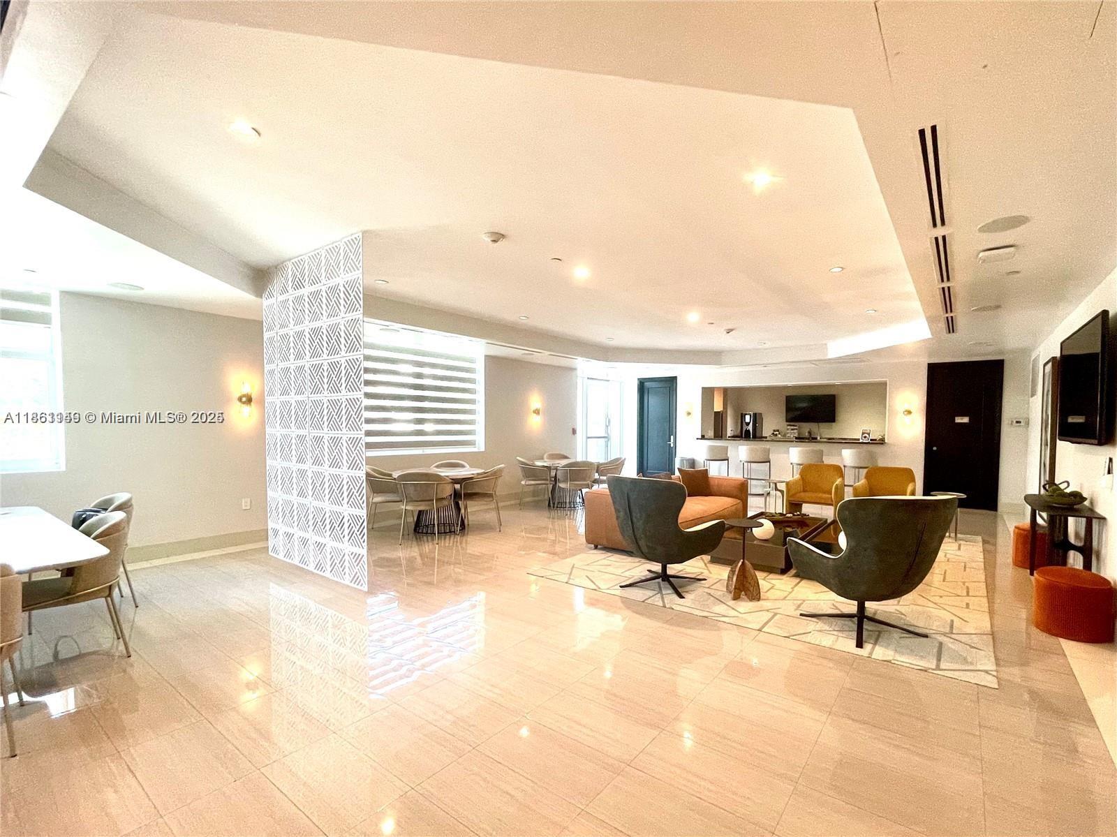 THE PENINSULA II CONDO - Residential