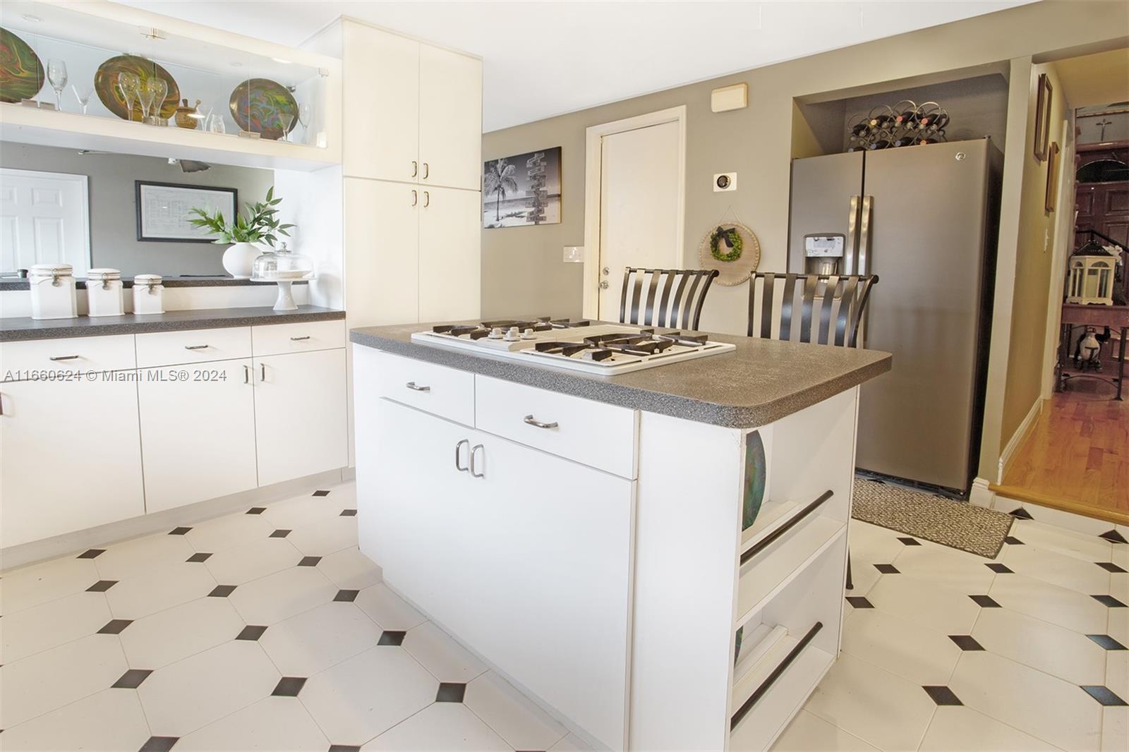 CUTLER LANDINGS - Residential