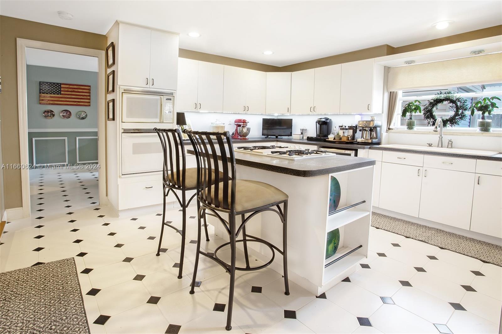 CUTLER LANDINGS - Residential