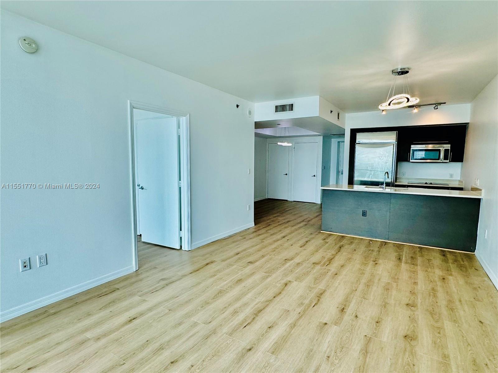 500 BRICKELL WEST CONDO - Residential Lease