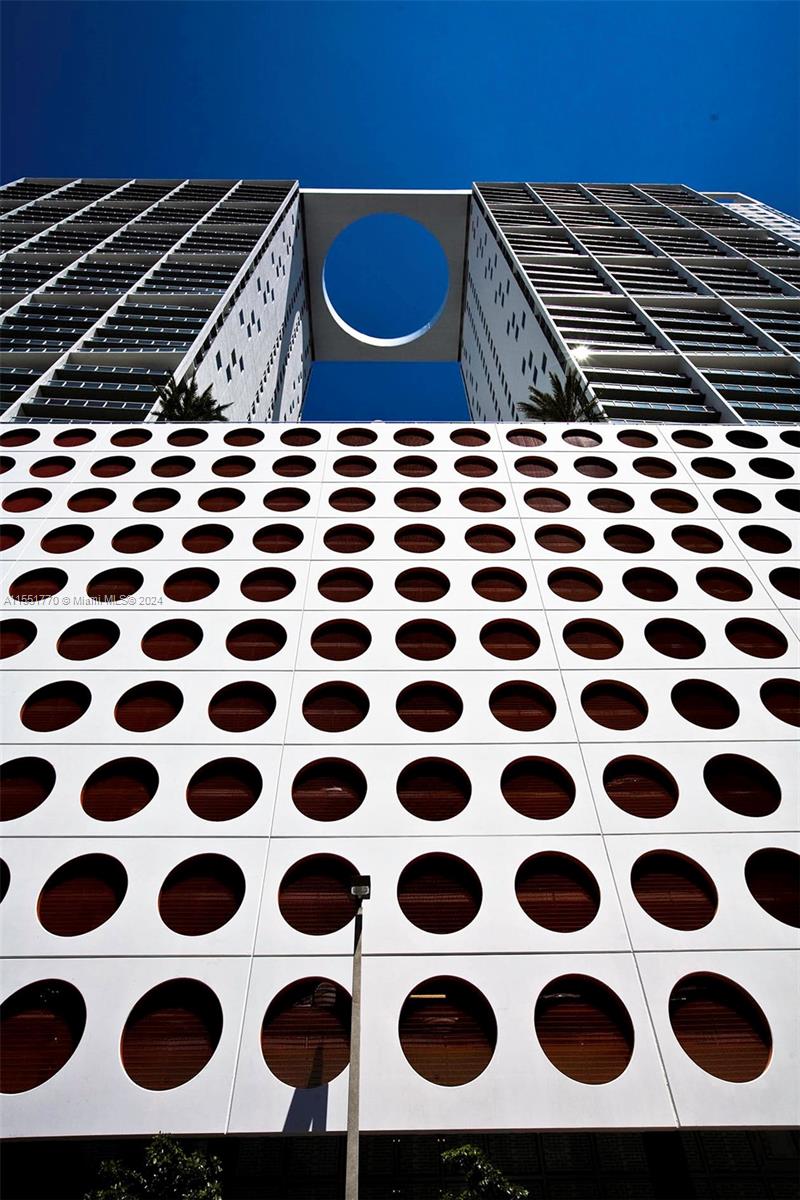 500 BRICKELL WEST CONDO - Residential Lease
