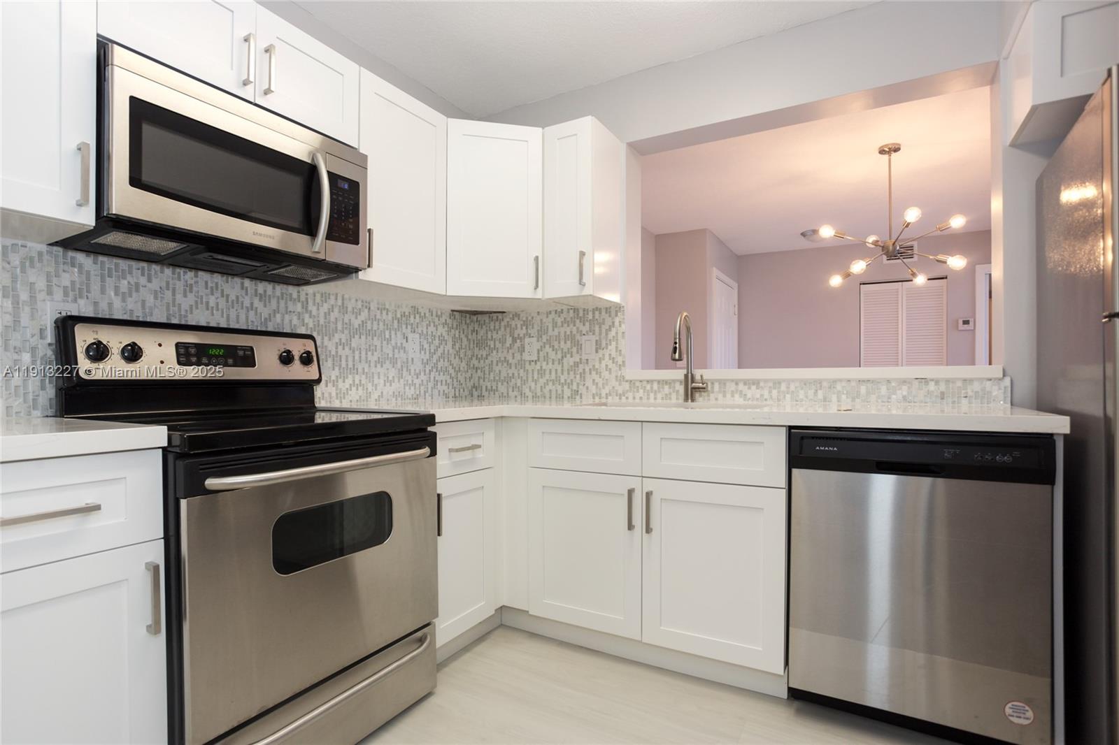 SHERIDAN EAST CONDO BLDG - Residential