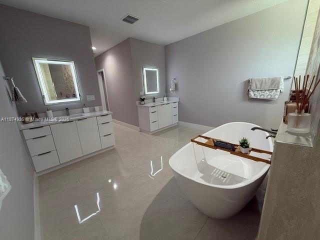 PORT ST LUCIE SECTION 11 - Residential